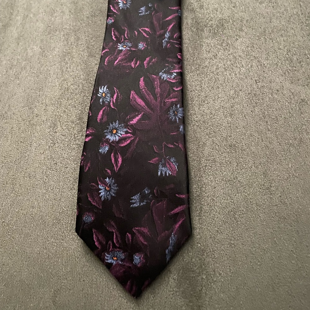 Flower Tie